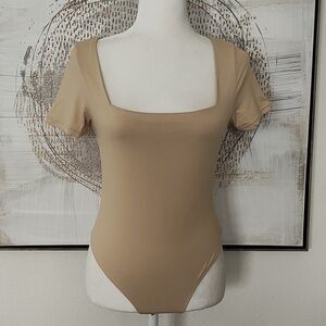New House of Harlow Beige Bodysuit Size M